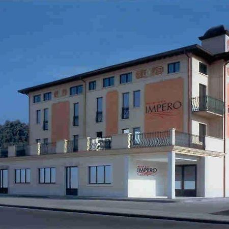 Hotel Impero Брешия Экстерьер фото