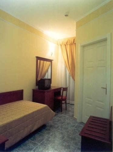 Hotel Impero Брешия Экстерьер фото