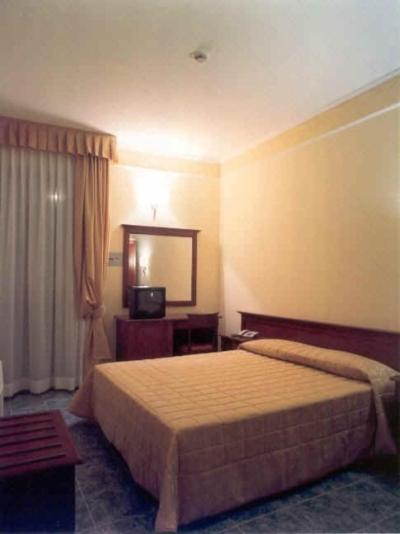 Hotel Impero Брешия Номер фото