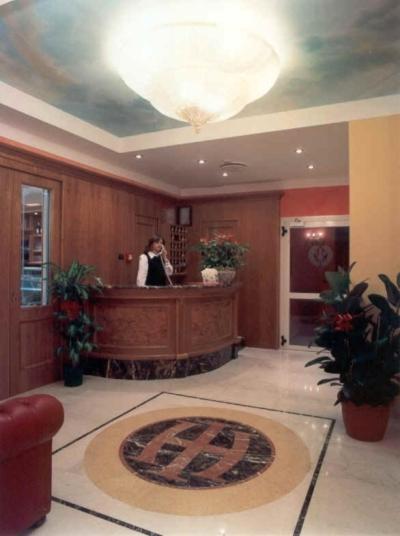 Hotel Impero Брешия Экстерьер фото